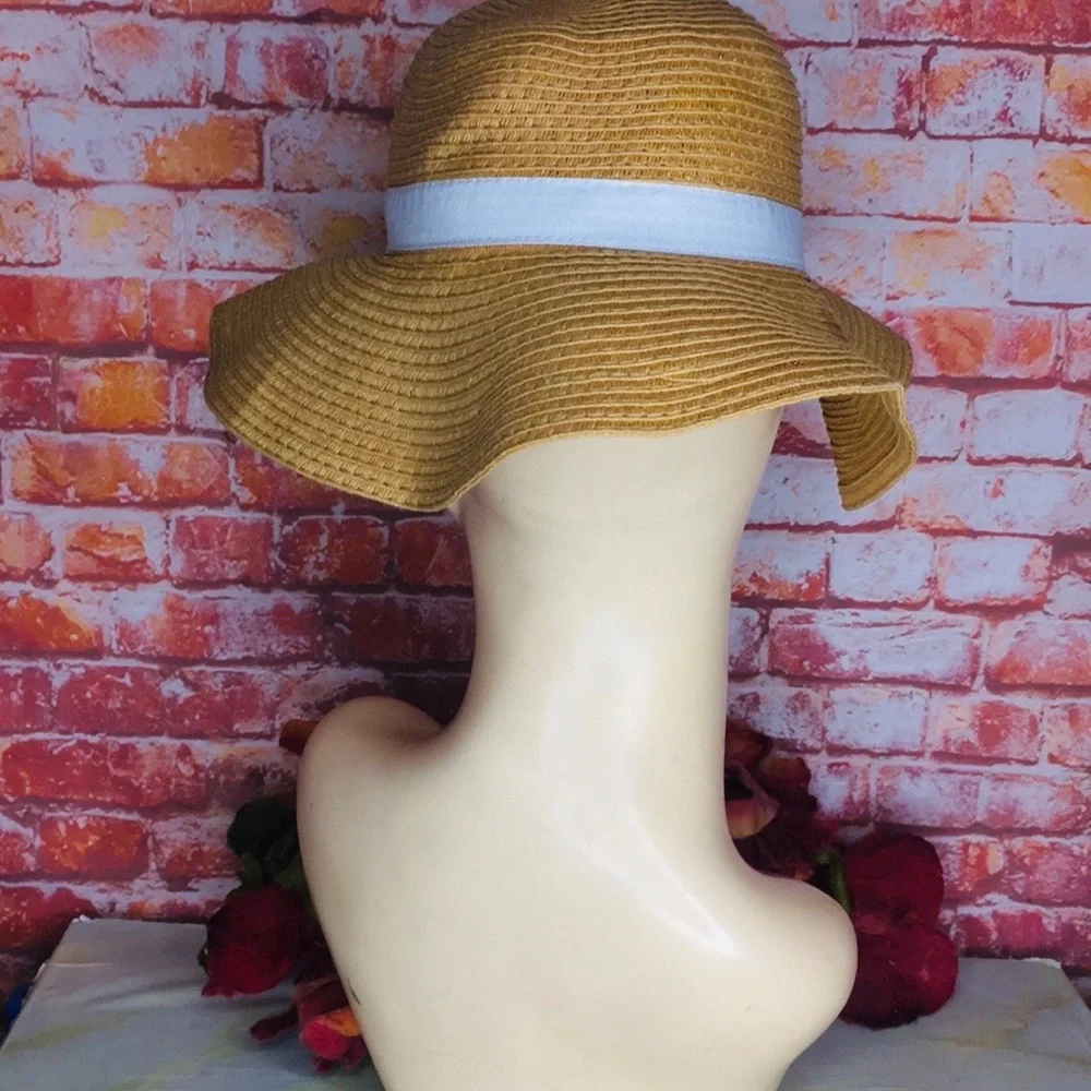 Old Navy Tan Straw Floppy Baby Sunhat with Bow
